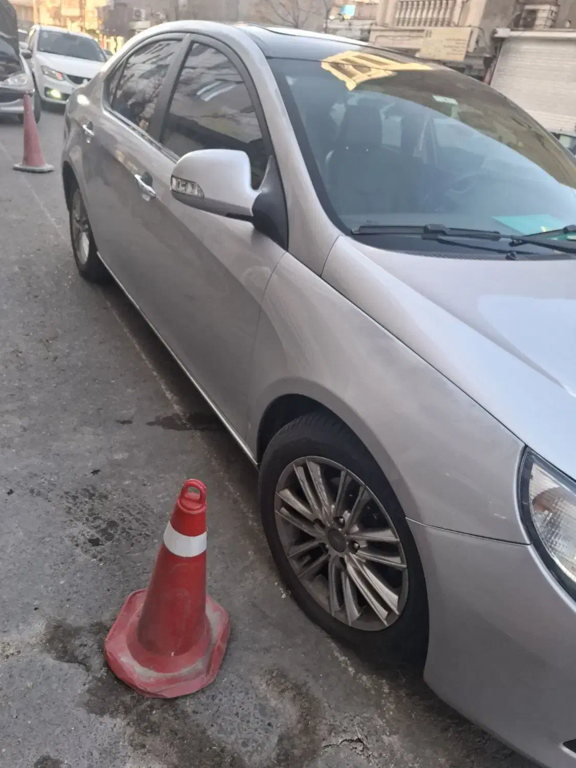 جک j5 مدل۹۶ نقره ای|خودرو سواری و وانت|تهران, شهید رجایی|دیوار