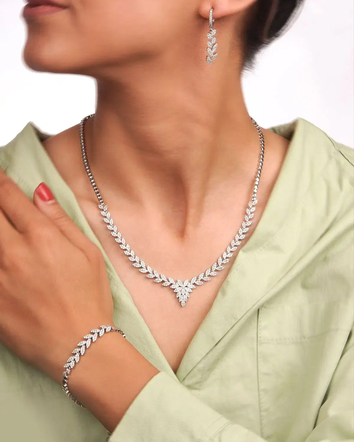 ساعت نقره پرنس مدل پر نگین سرویس نقره جواهری|بدلیجات|تبریز, |دیوار