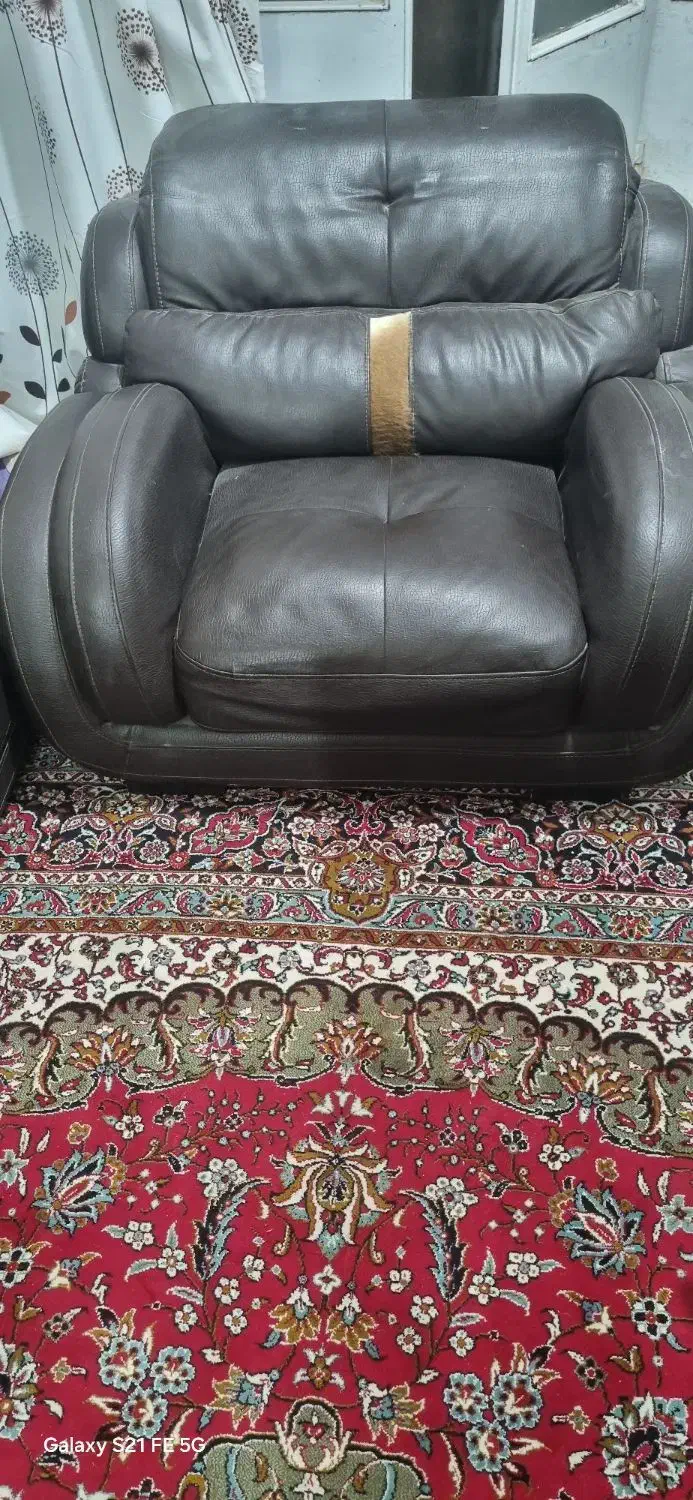 مبل چرمی|مبلمان خانگی و میز عسلی|مبارکه, |دیوار