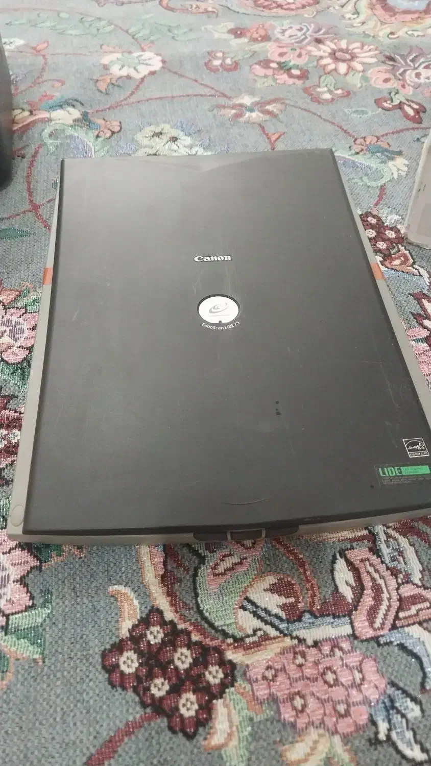 یک عدد پرینتر یک عدد هم اسکنر ه فروش می‌رسه|پرینتر، اسکنر، کپی، فکس|پرند, فاز ۵|دیوار