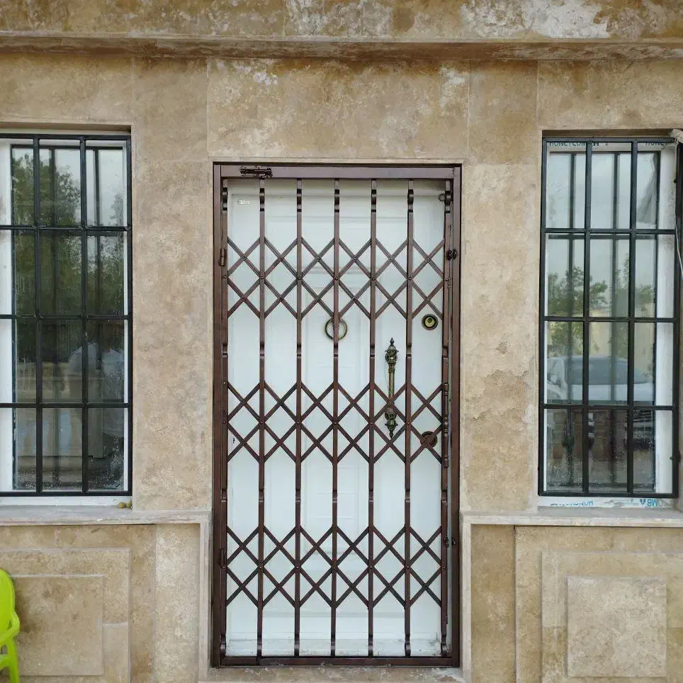 درب آکادئونی حفاظ کشویی آکاردیونی ضدسرقت|خدمات پیشه و مهارت|مشهد, ایثارگران|دیوار