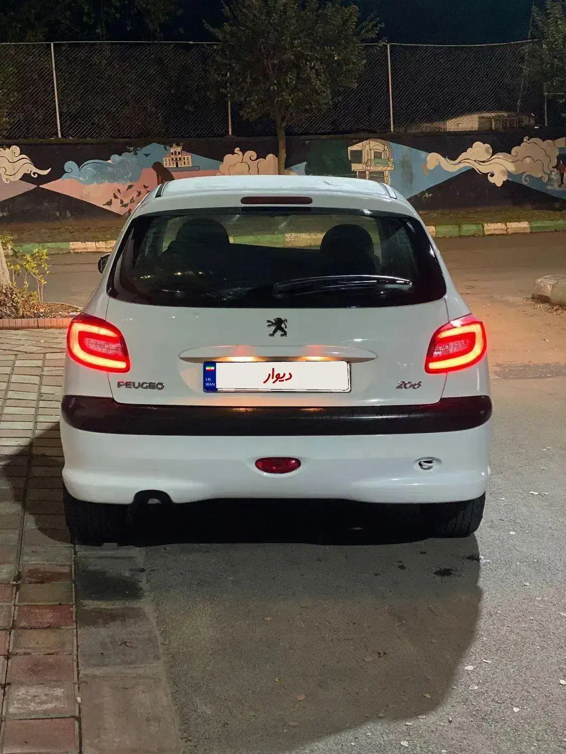 ۲۰۶تیپ۶مدل۸۸اتوماتیک|خودرو سواری و وانت|رشت, حافظ آباد|دیوار