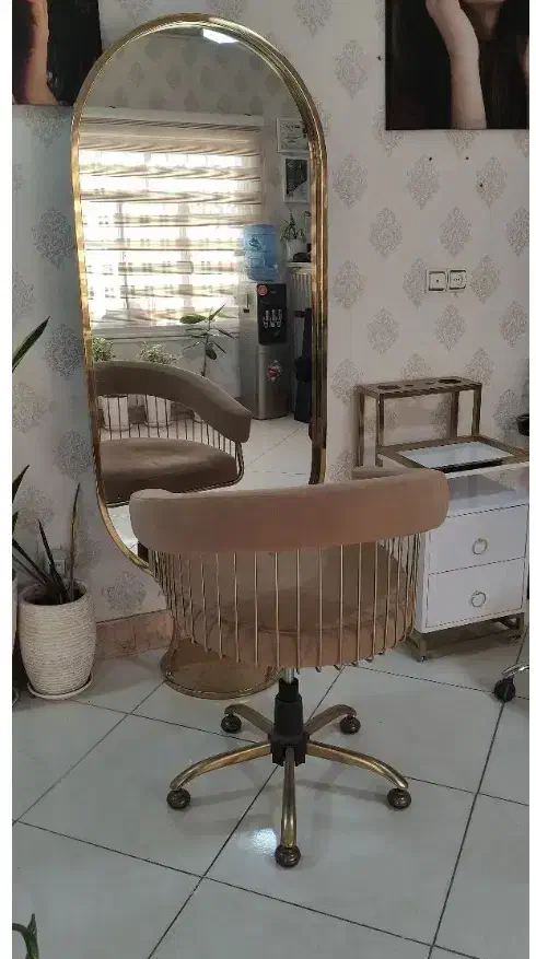 وسایل سالن زیبایی|آرایشگاه و سالن‌های زیبایی|هشتگرد, هشتگرد قدیم|دیوار