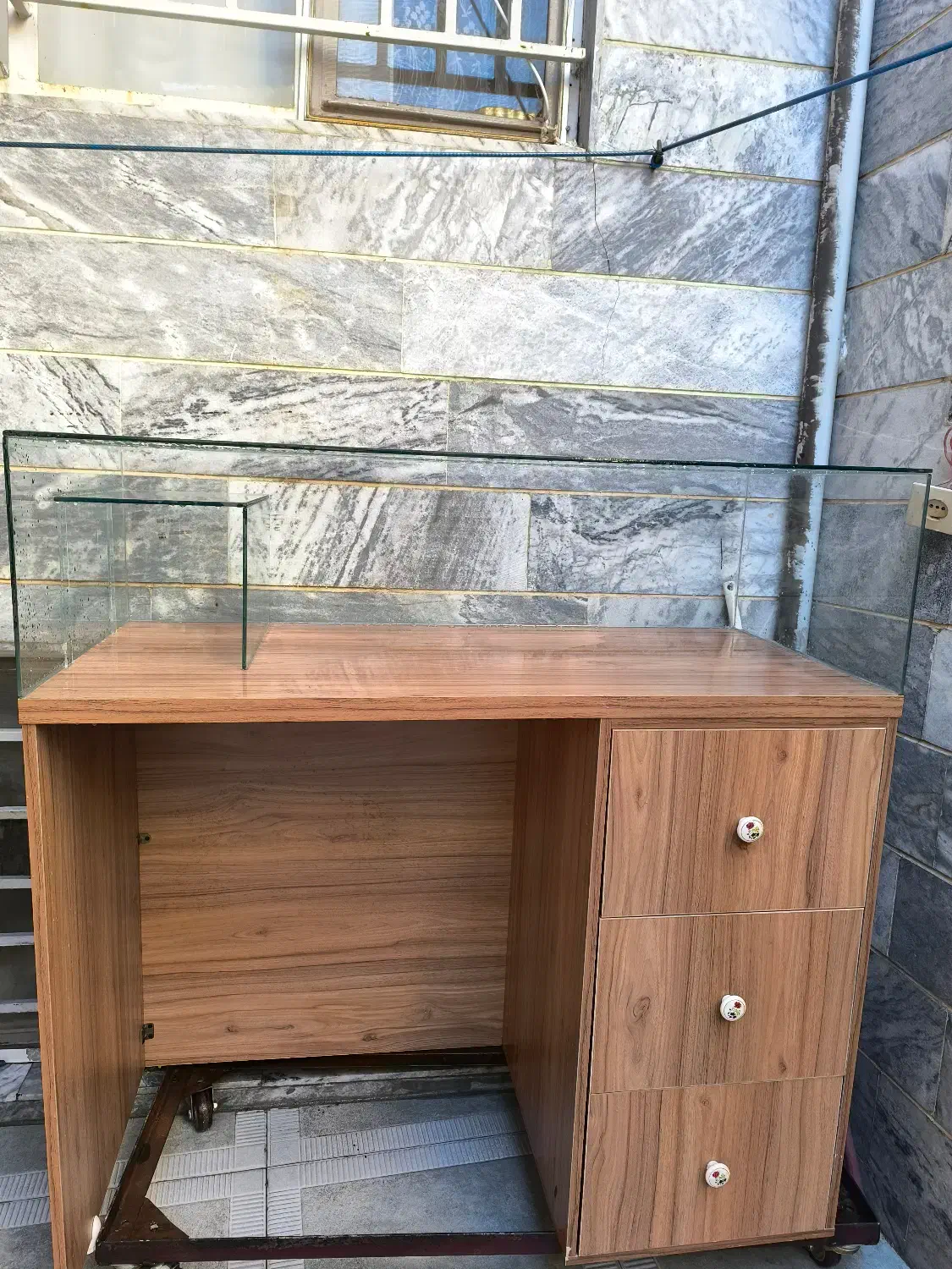 ویترین|بوفه، ویترین، کنسول|بروجرد, |دیوار