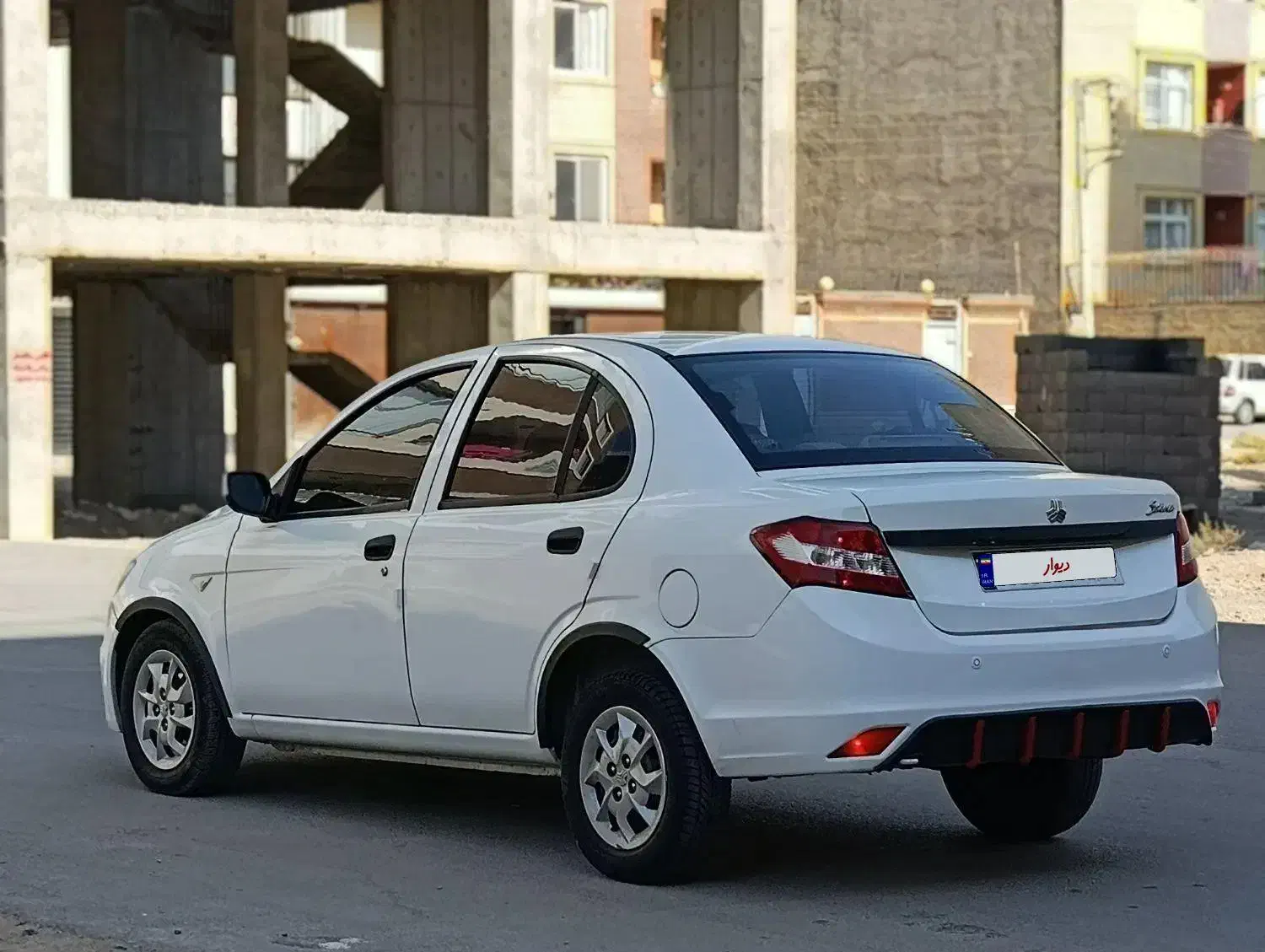 ساینا ۱۴۰۰|خودرو سواری و وانت|اصفهان, ارغوانیه|دیوار