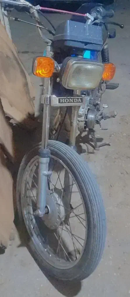 موتور ۱۲۵ با برگه|موتورسیکلت|علی‌آباد کتول, |دیوار