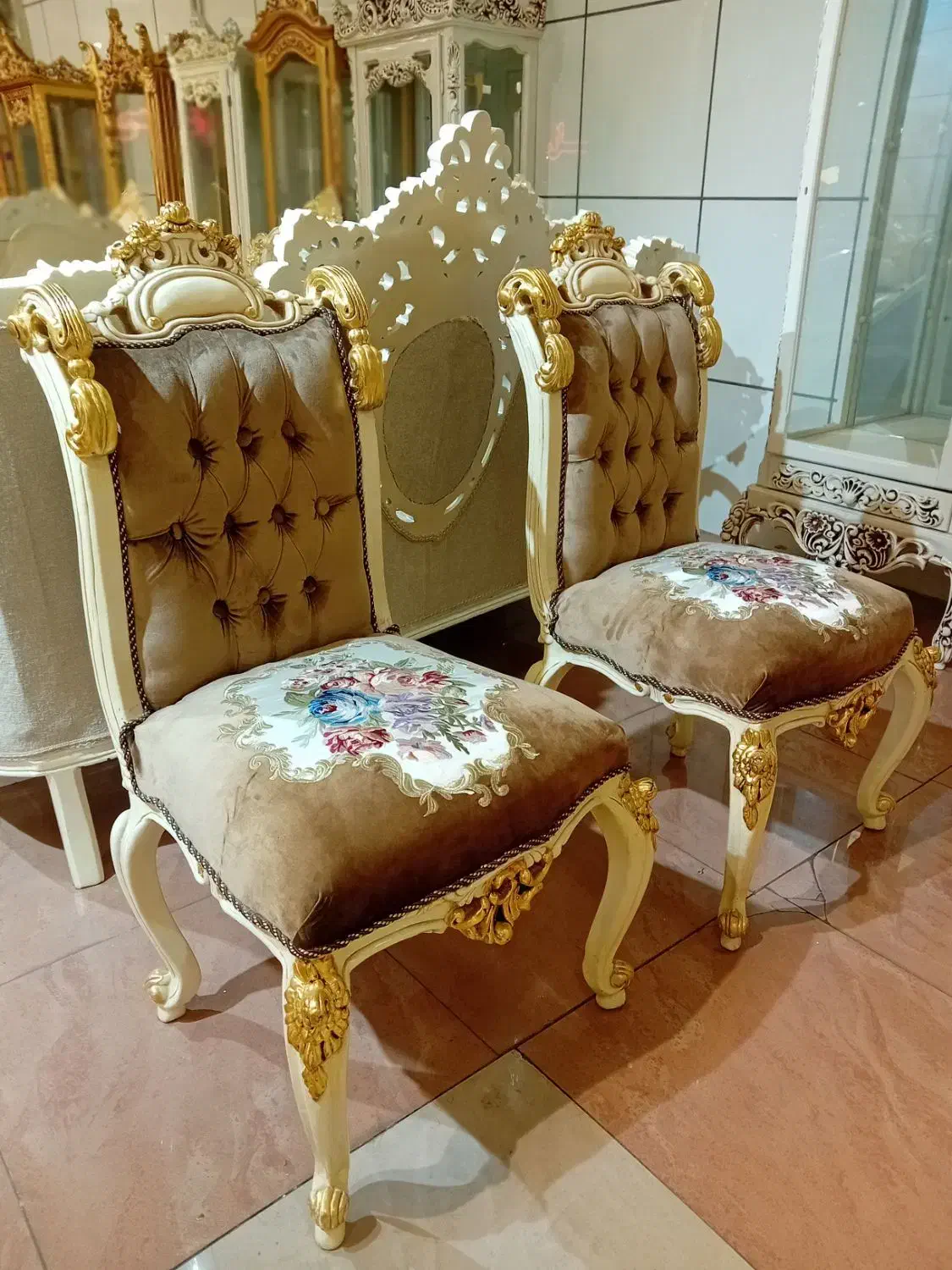 مبل سلطنتی|مبلمان خانگی و میز عسلی|خوی, |دیوار