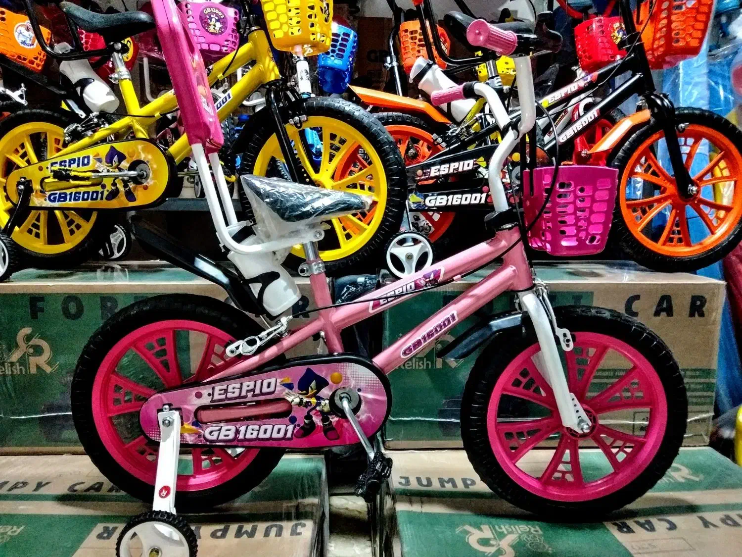 فروش همراه گارانتی سه چرخه رنگ بندی جدید|اسباببازی بچه|مشهد, یاغون آباد|دیوار