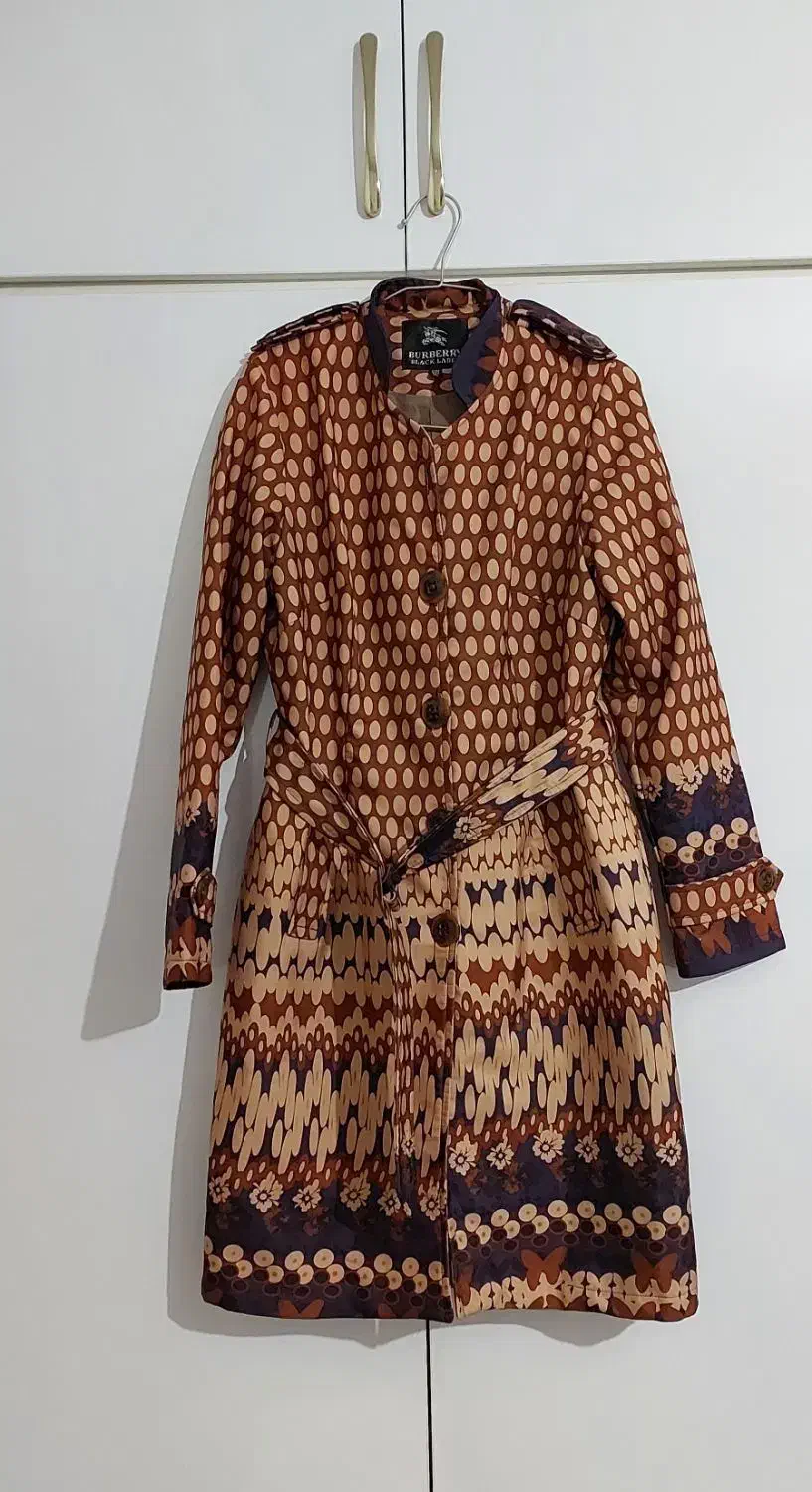 پالتو بارونی و بافت مشکی سایز ۳۶-۴۰|لباس|خرم‌آباد, |دیوار