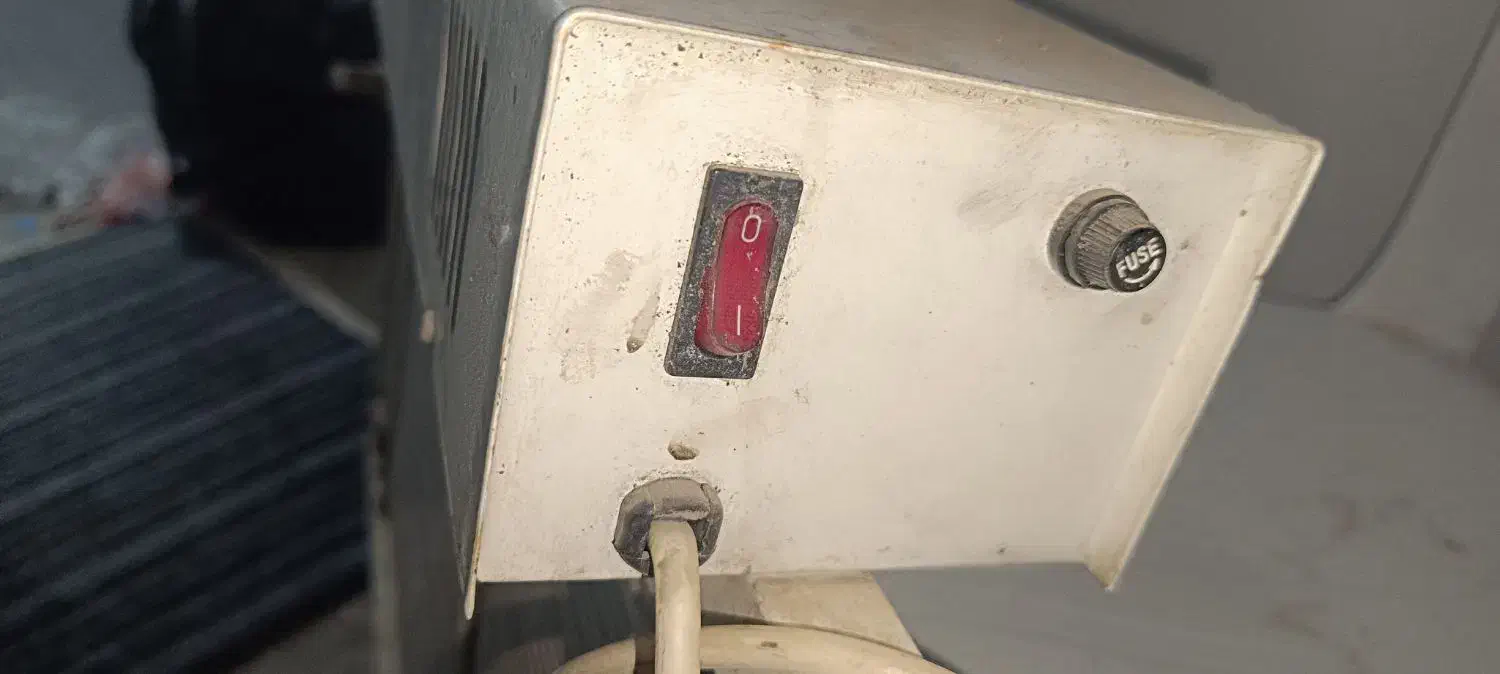 مگس کش بزرگ پر قدرت|سایر لوازم برقی|رودهن, |دیوار