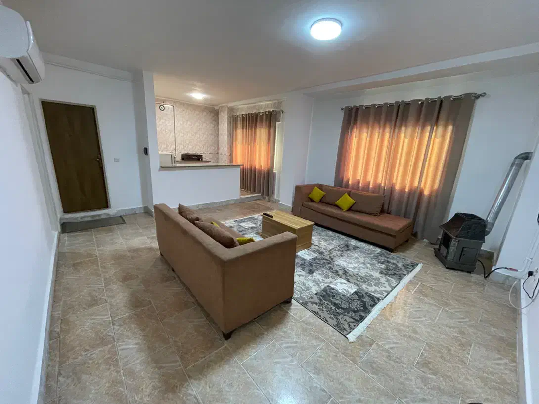 ساحلی تراس دار - یک خواب - چسبیده به ساحل|اجارهٔ کوتاه‌مدت آپارتمان و سوئیت|نوشهر, |دیوار