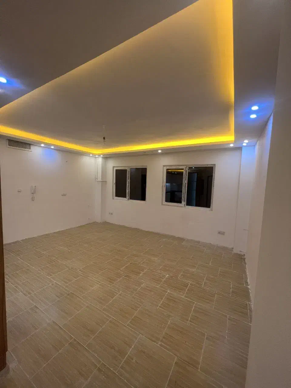 واحد لوکس 80متری /کلید نخورده /فول امکانات/|فروش آپارتمان|هشتگرد, فاز ۷ مهستان|دیوار