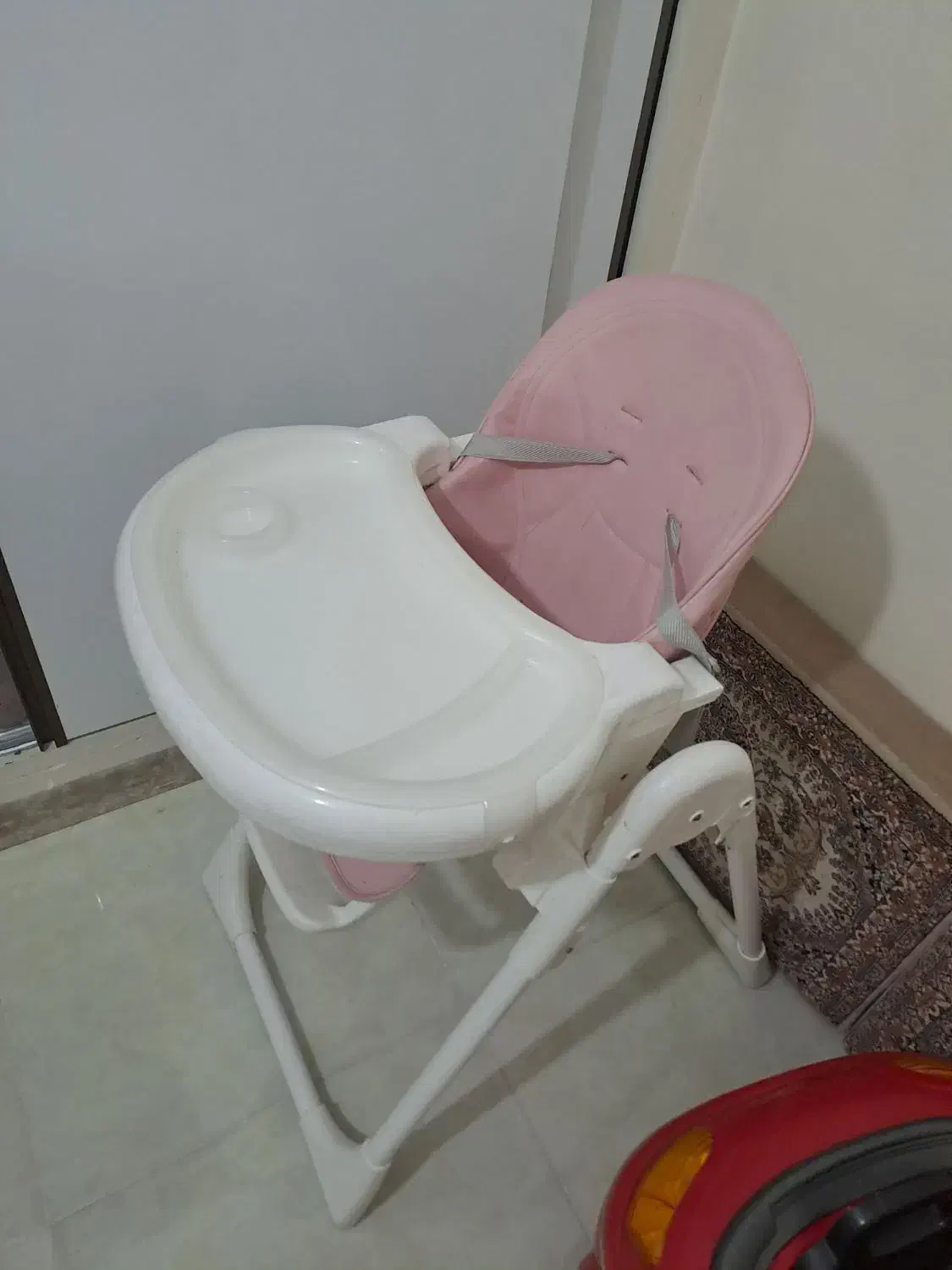 صندلی غذای کودک|تخت و صندلی بچه|مشکین‌دشت, |دیوار