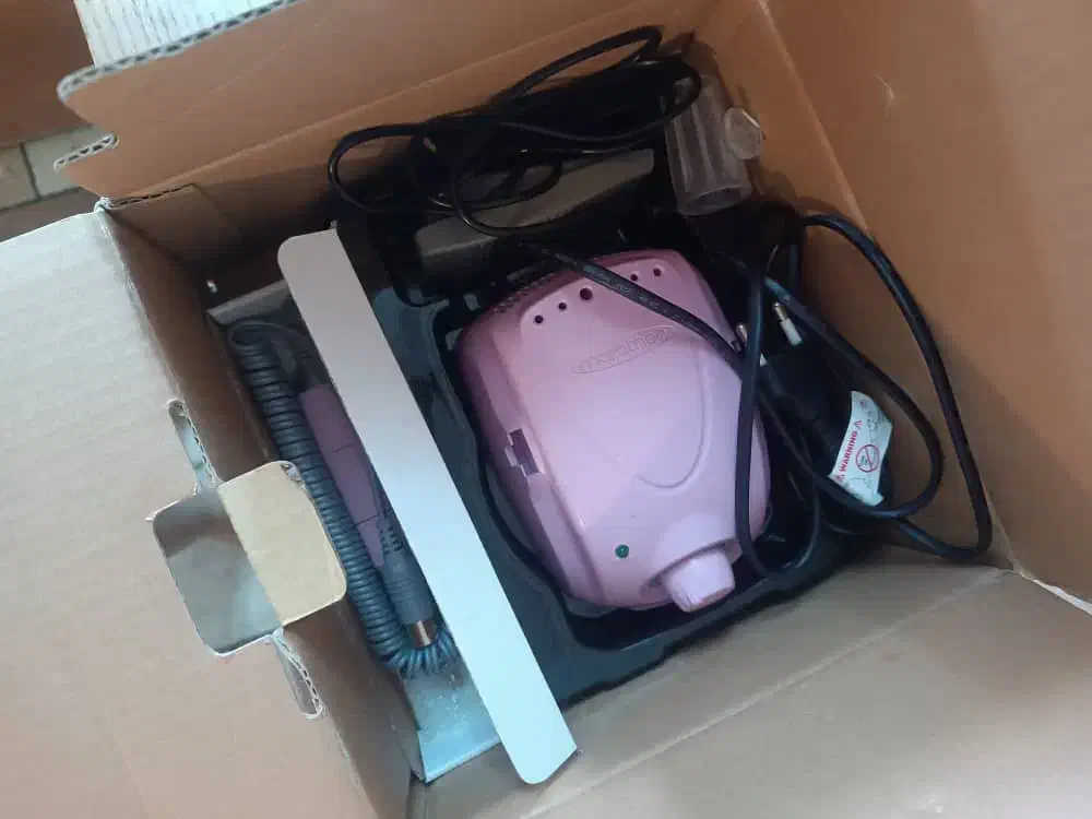 وسایل کاشت ناخن|آرایشی، بهداشتی، درمانی|کرمان, |دیوار