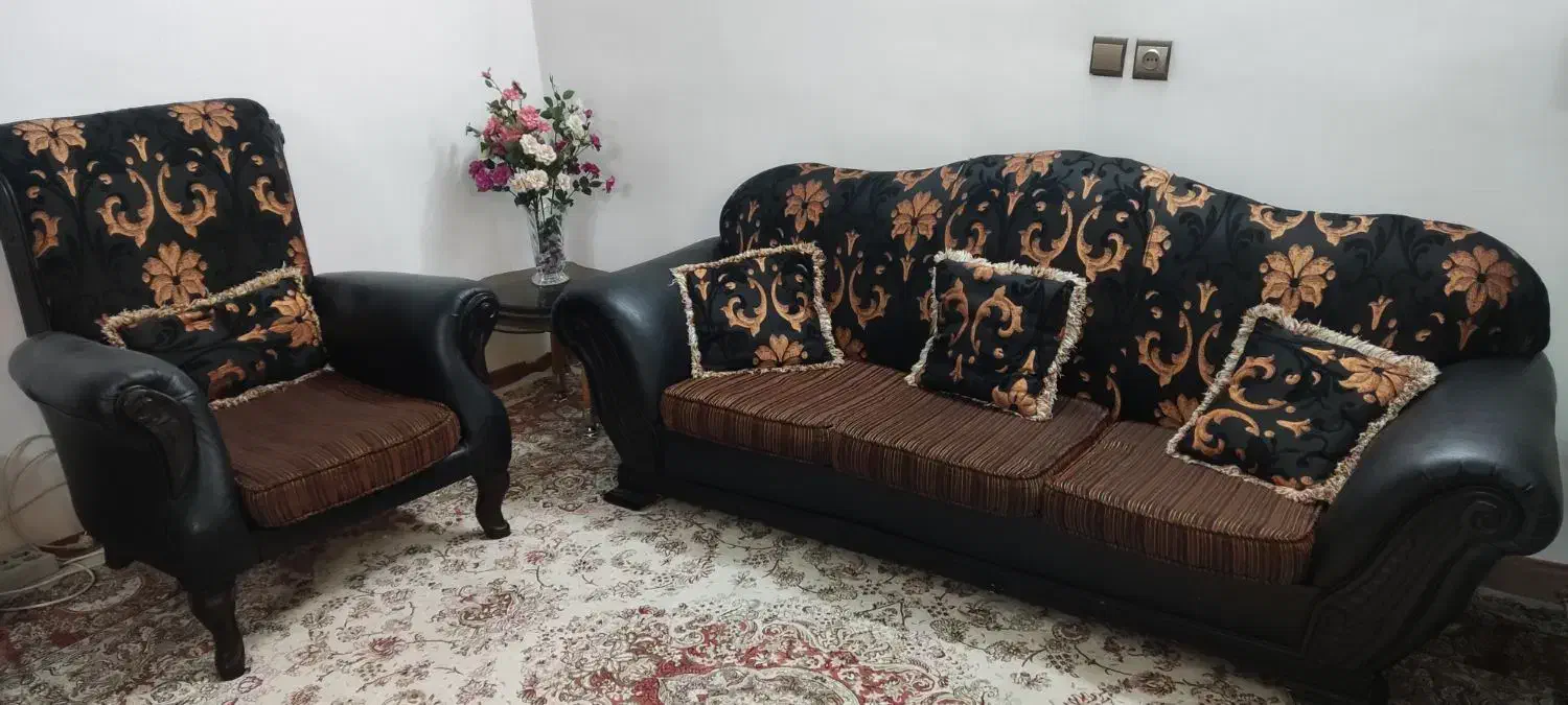 مبل راحتی چرم و پارچه|مبلمان خانگی و میز عسلی|ورامین, شهرک مدرس|دیوار