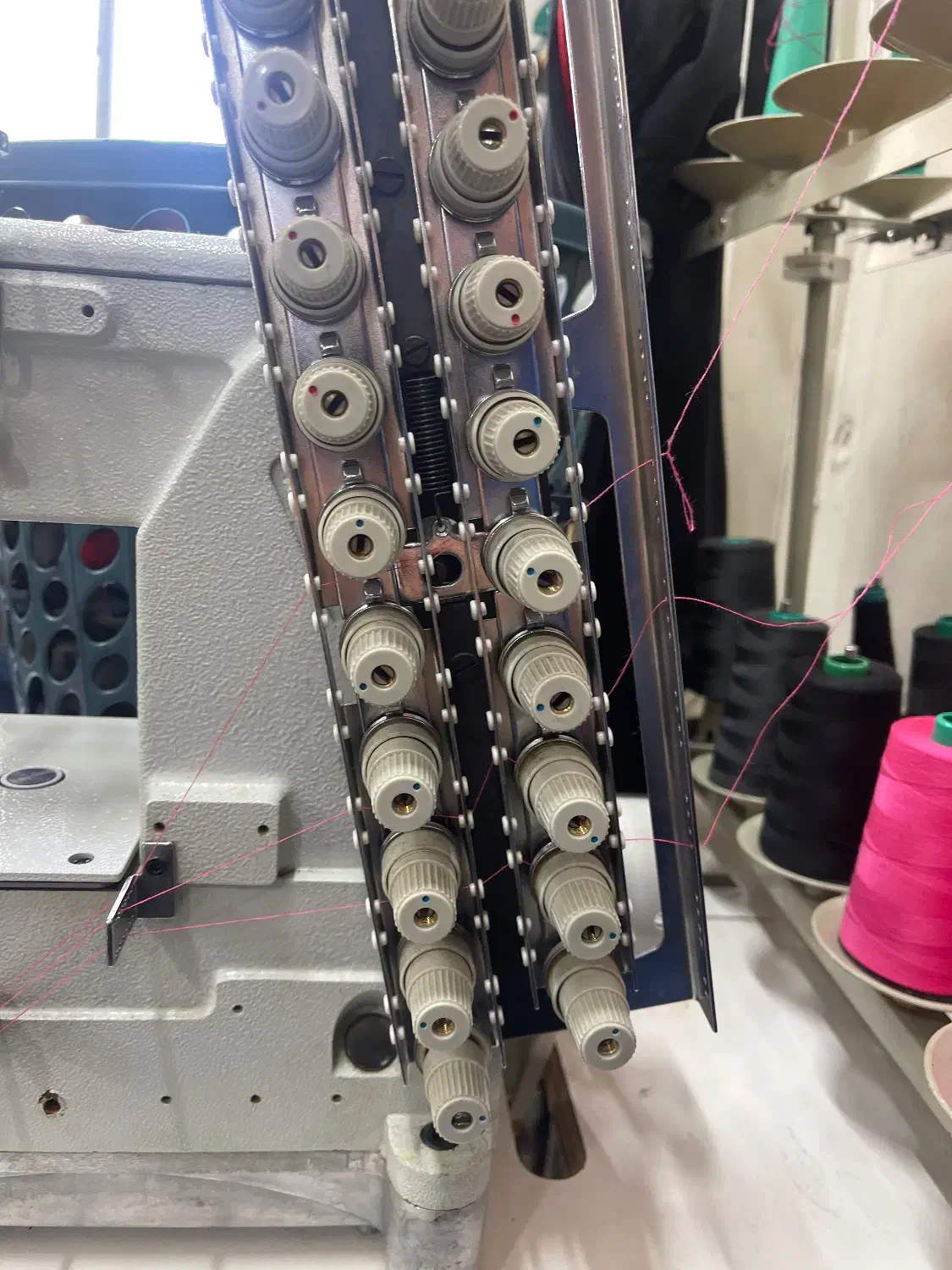 نیازمند دوزنده|استخدام صنعتی، فنی، مهندسی|اصفهان, احمدآباد|دیوار