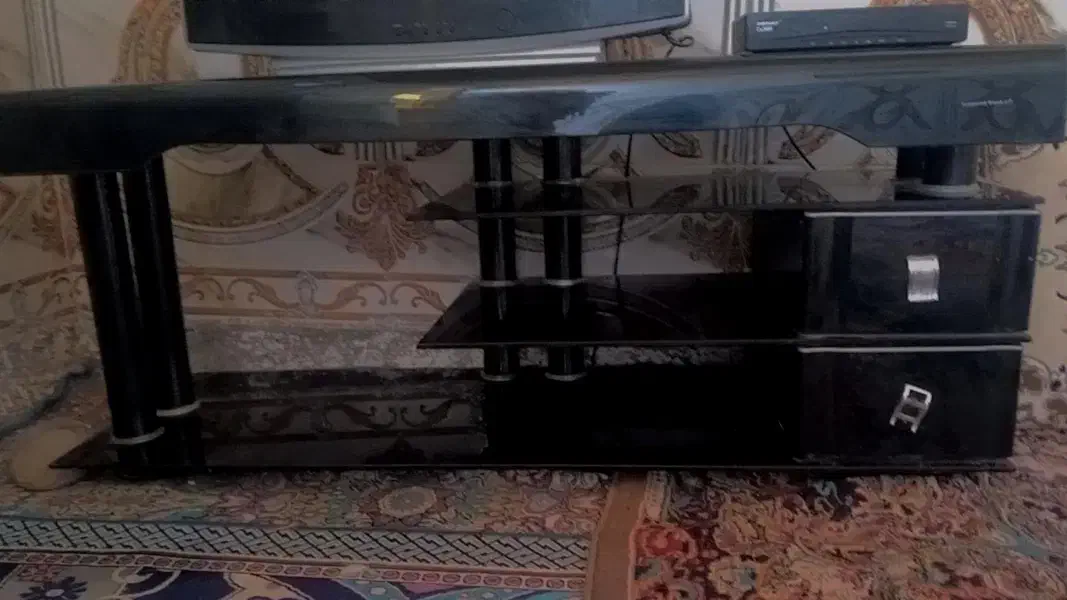 تلویزیون و میز و دیجیتال|تلویزیون و پروژکتور|زاهدان, |دیوار