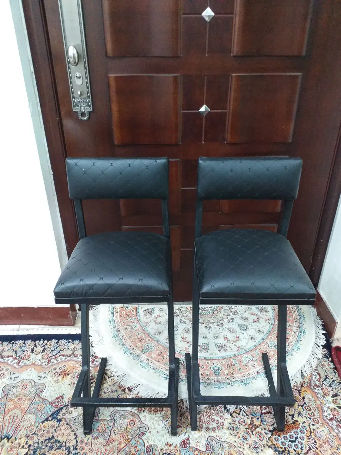 صندلی|صندلی و نیمکت|قرچک, مهدیه|دیوار
