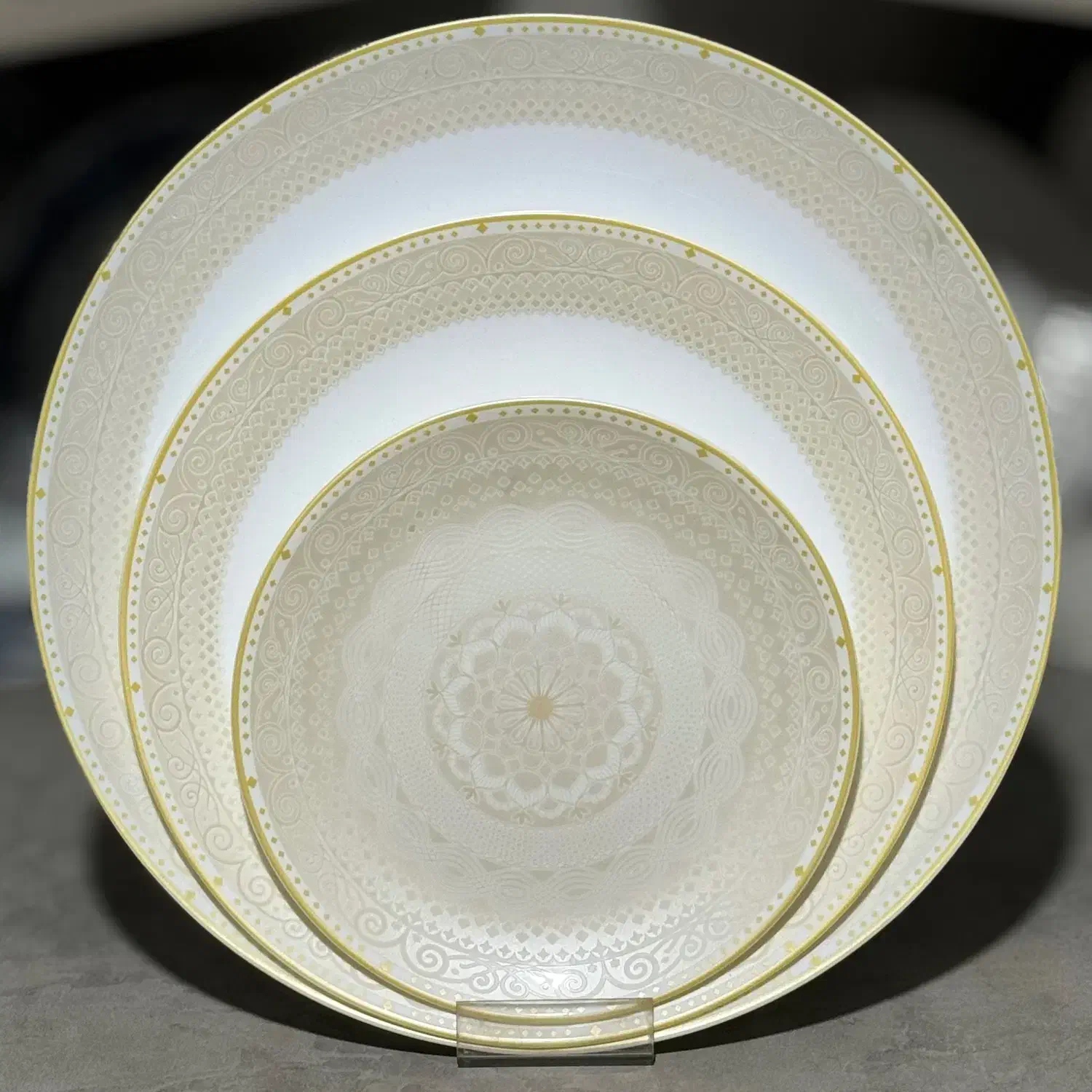 سرویس غذاخوری آرکوپال 6 نفره شرکت مقصود دینو.|ظروف سرو و پذیرایی|تهران, شوش (باغ آذری)|دیوار