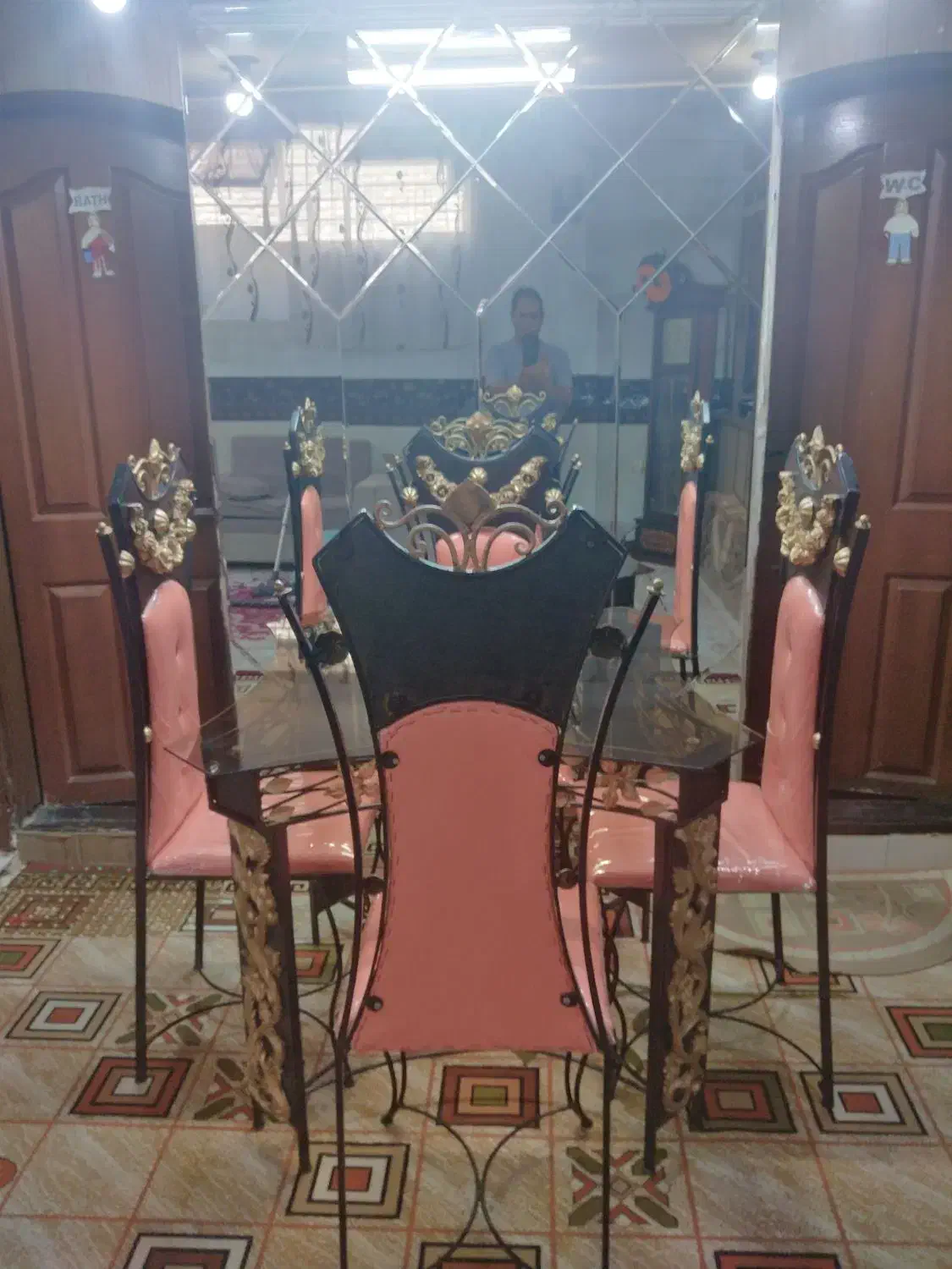 میز ناهارخوری|میز و صندلی غذاخوری|مشهد, چهارچشمه|دیوار