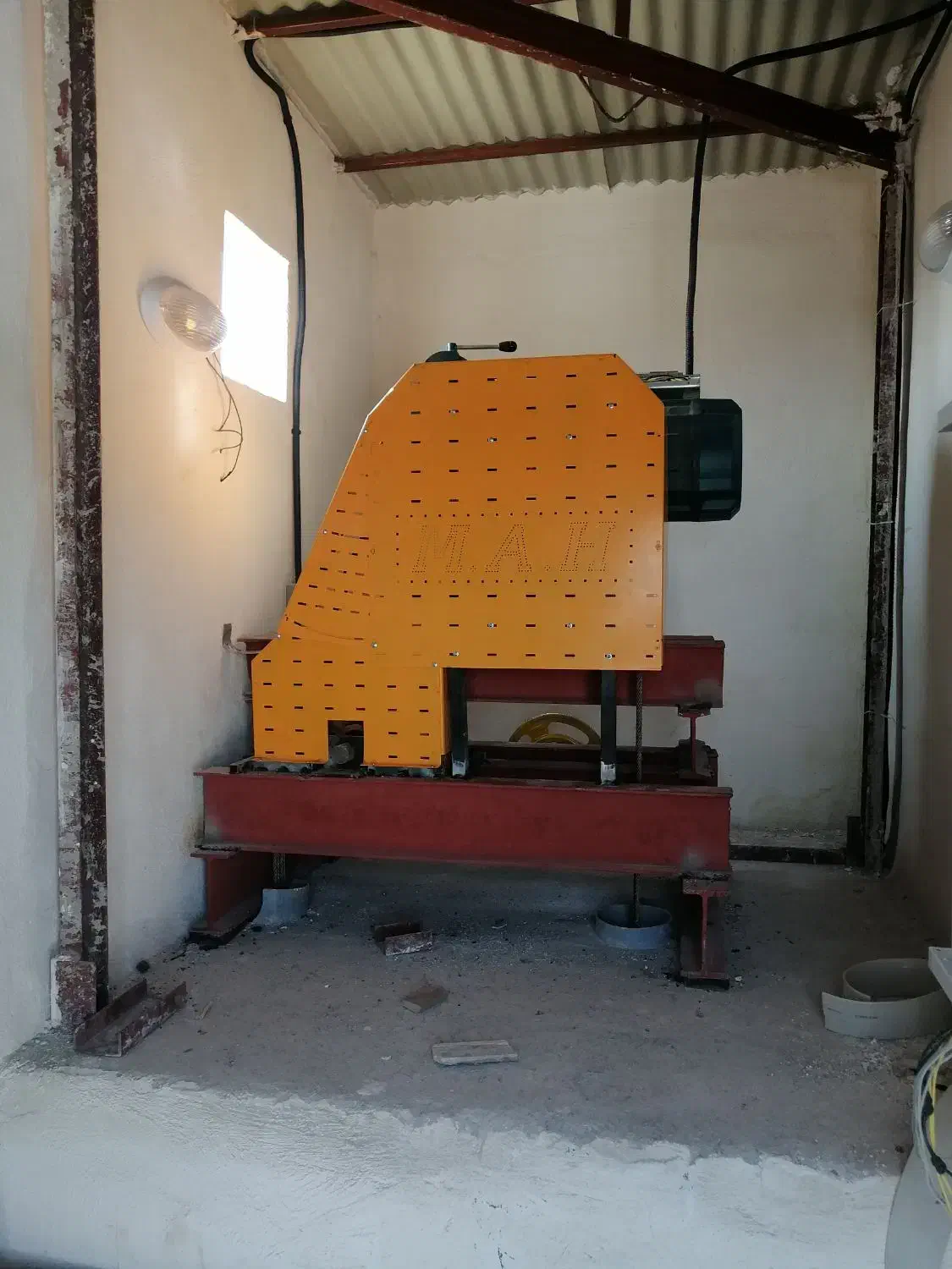 نصب وتعمیر ونگهداری اسانسور|خدمات پیشه و مهارت|گرگان, |دیوار