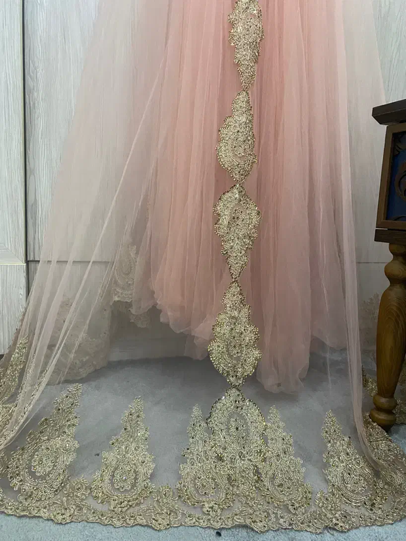 لباس مجلسی|لباس|رشت, سعدی (تختی)|دیوار