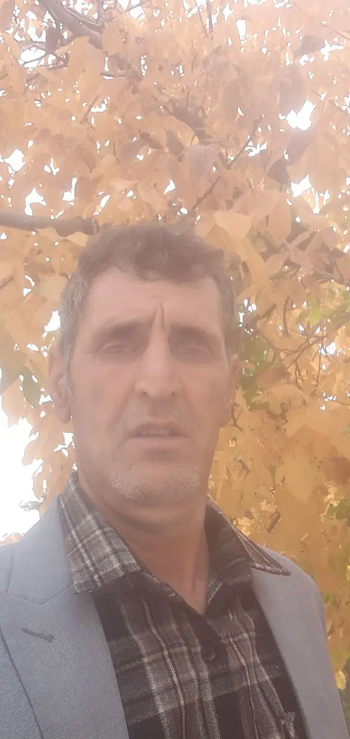 پلاسترسیمانزبرهونرمه.جوشکاروالپست.تعمیراگچ|خدمات پیشه و مهارت|جم, |دیوار