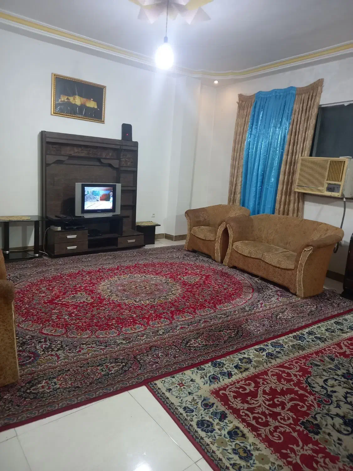 اجاره واحد با پارکینگ در رشت مرکز شهر|اجارهٔ کوتاه‌مدت آپارتمان و سوئیت|رشت, نظری|دیوار