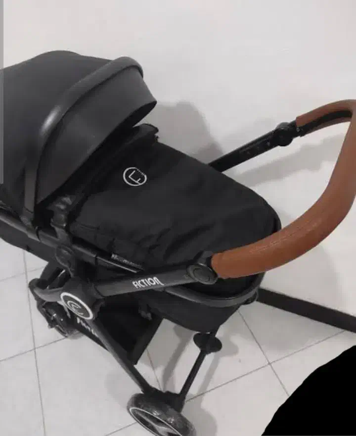 کالسکه وکریرمارک فیکشن|کالسکه و لوازم جانبی|زنجان, |دیوار