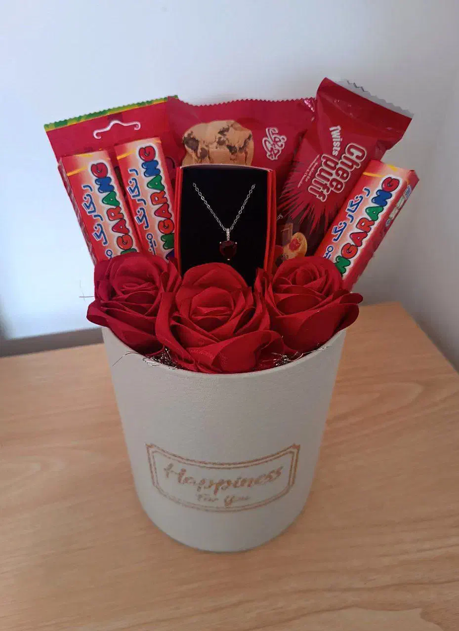 انواع باکس گل ربانی و باکس ترکیبی با تخفیف ویژه|گل مصنوعی|ساوه, |دیوار