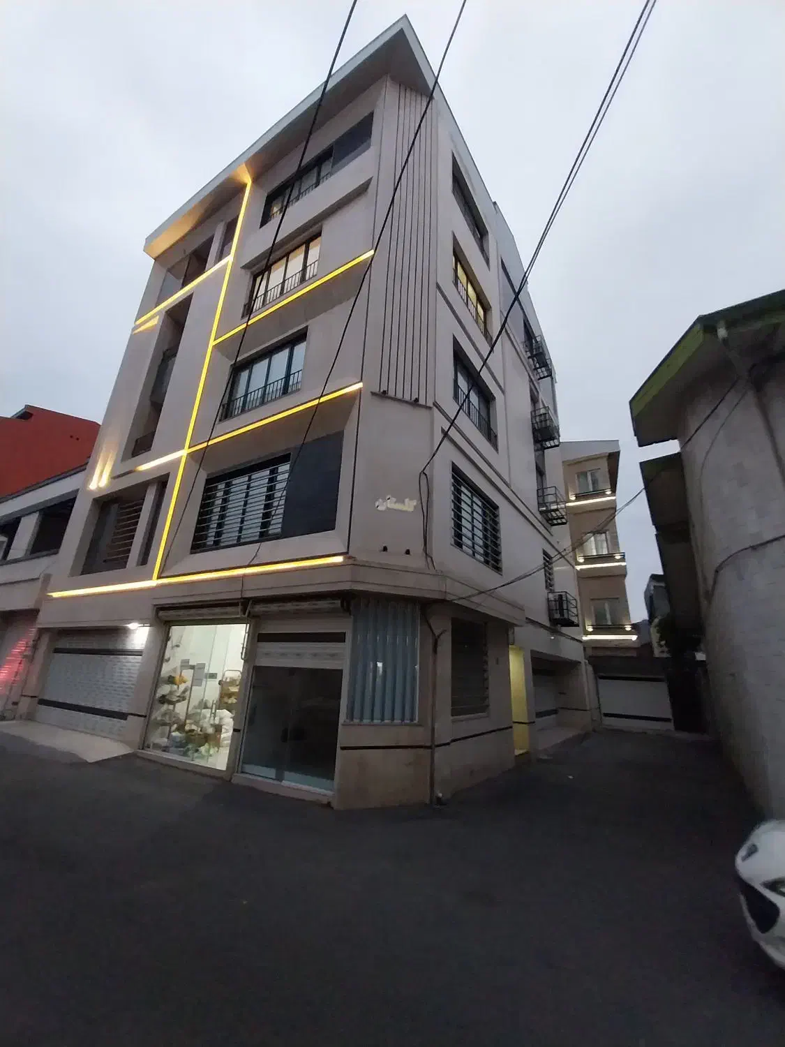 رهن ۳خواب توشیبا باهنر|اجارهٔ آپارتمان|رشت, باهنر|دیوار