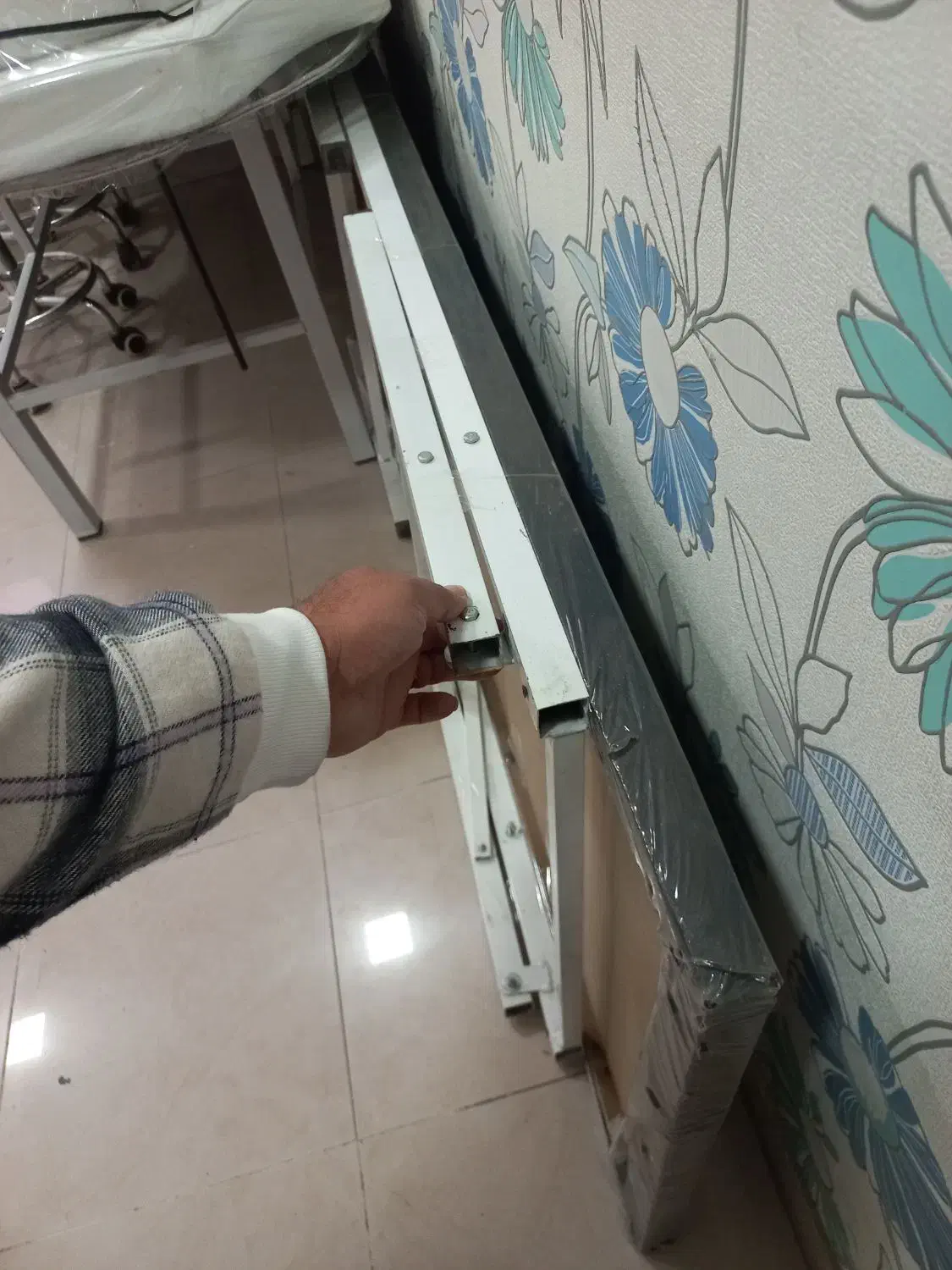 فروش تخت ماشاژ ومطب وصندلی گردون|آرایشگاه و سالن‌های زیبایی|زنجان, |دیوار