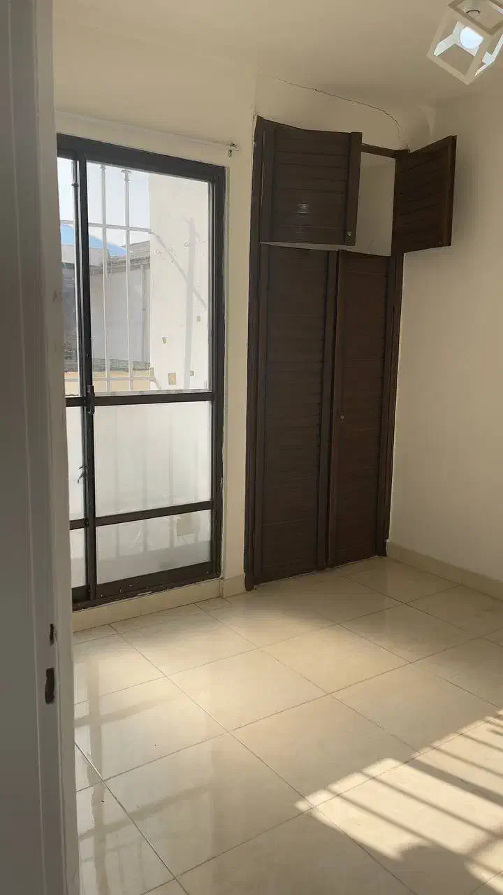 آپارتمان طبقه اول ۱ خواب ضیابری ۱|اجارهٔ آپارتمان|رشت, رودباری|دیوار