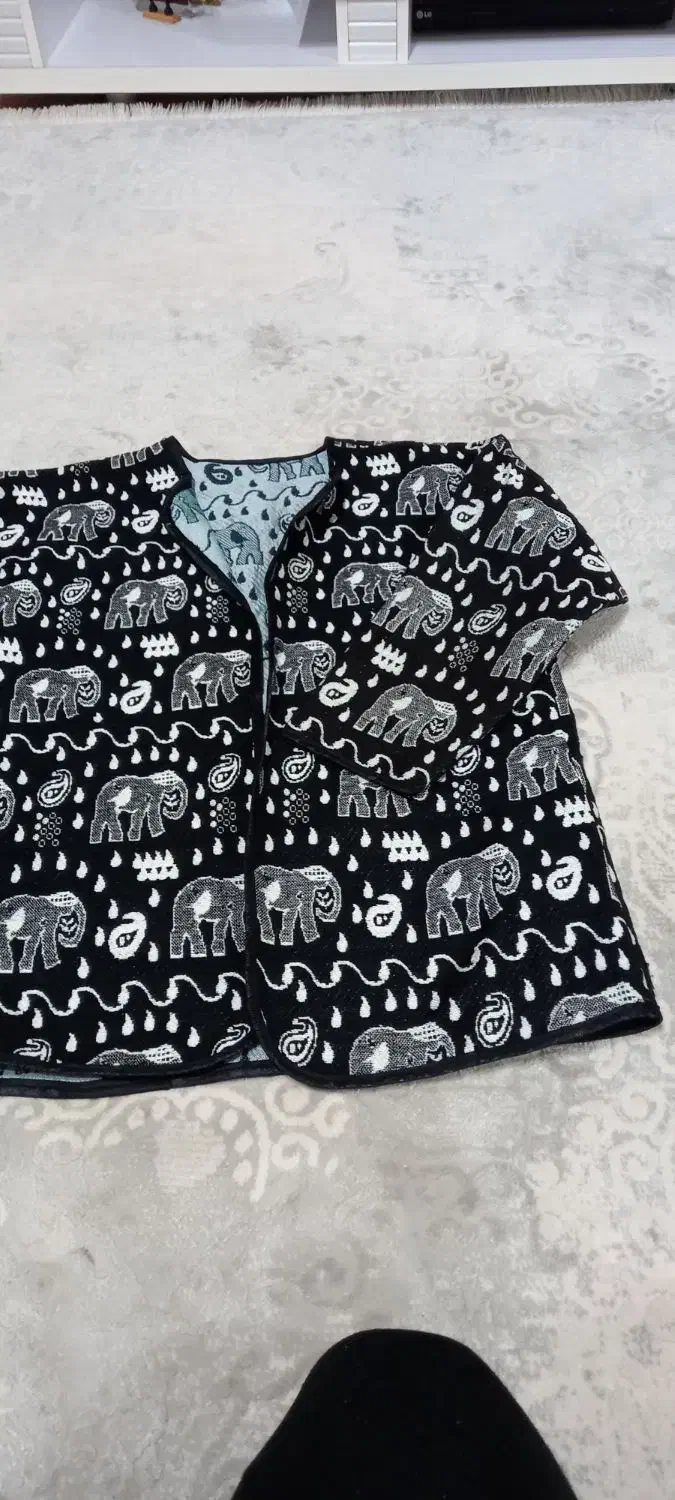 کت نو|لباس|بندر انزلی, پرستار|دیوار