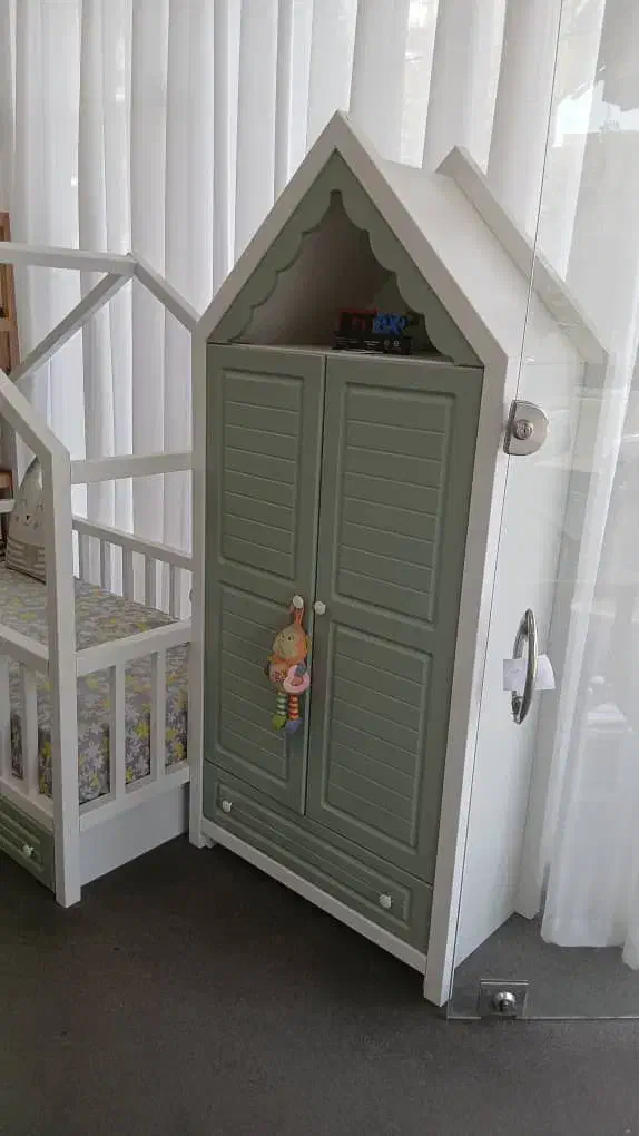 تخت کلبه نوجوان و کمد کلبه فوری فروش|تخت و سرویس خواب|تهران, علم و صنعت|دیوار