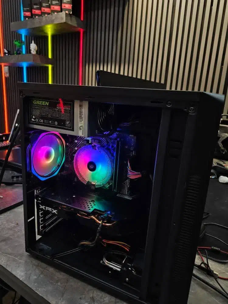 کیس گیمینگ|رایانه رومیزی|اراک, |دیوار