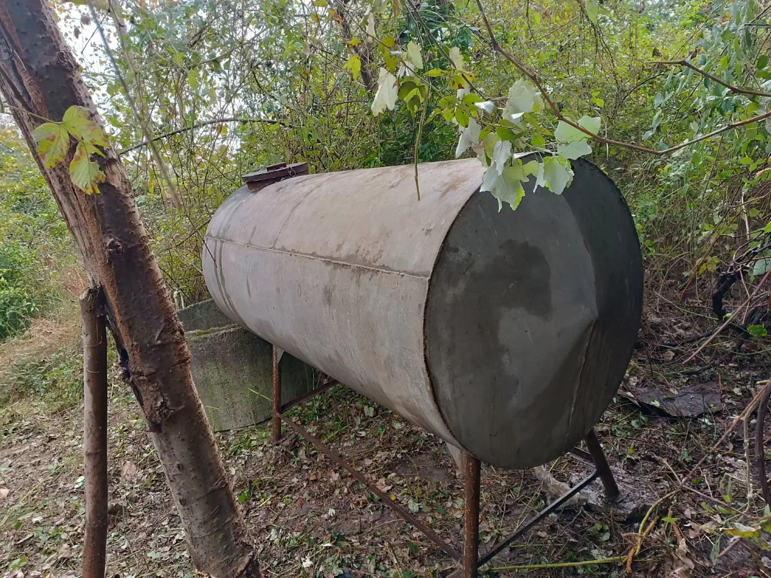 تانکر 1000 لیتری گالوانیزه|مصالح و تجهیزات ساختمان|لاهیجان, لفمجان|دیوار