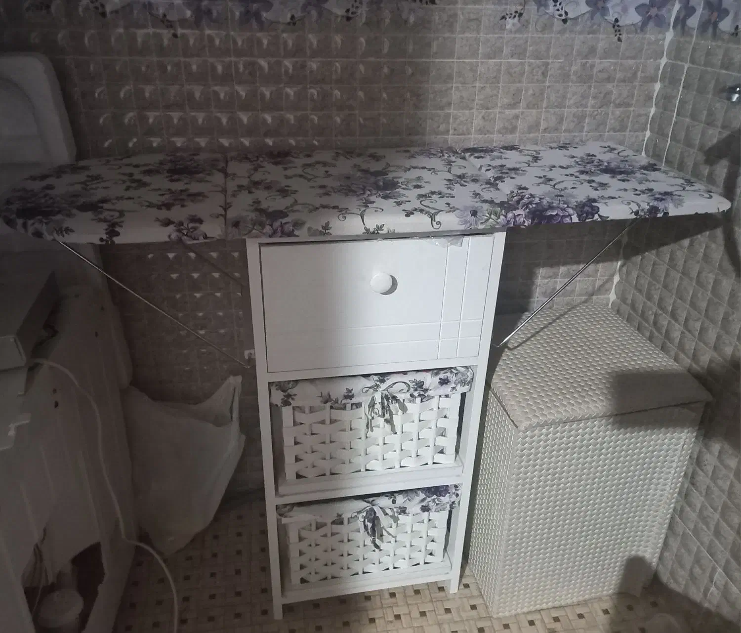 میزاتو|اتو و لوازم اتو|دوگنبدان, |دیوار