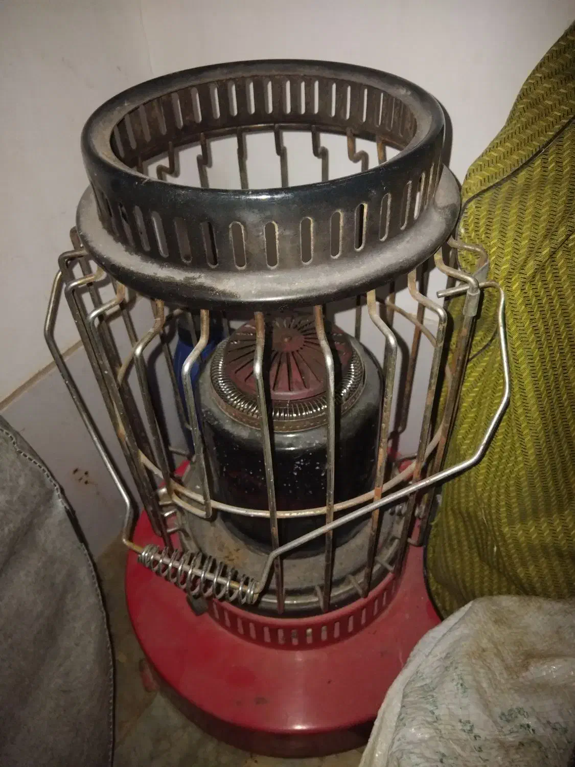 چراغ نفتی قدیمی|بخاری، هیتر، شومینه|کاشمر, |دیوار