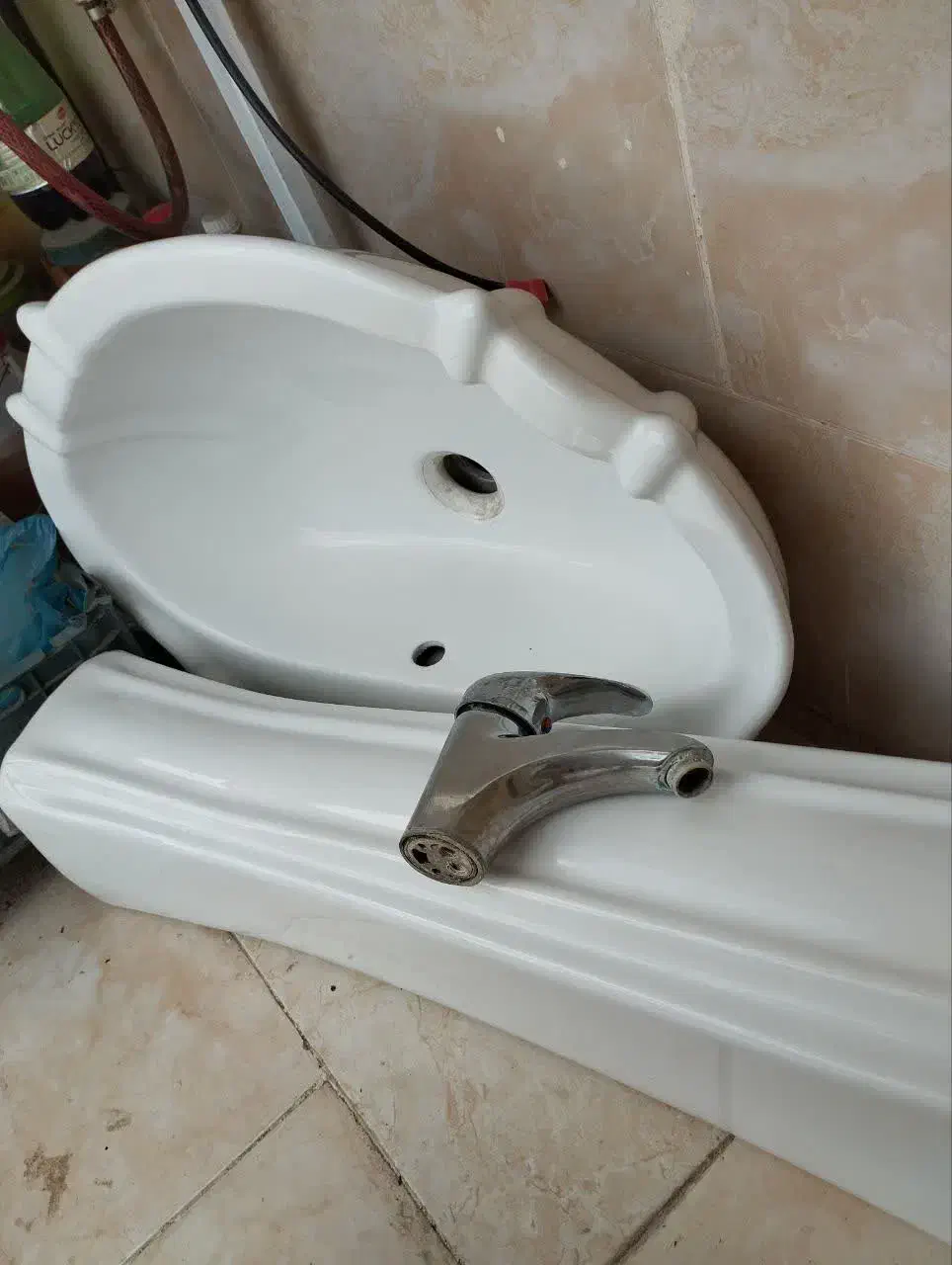 روشویی|لوازم سرویس بهداشتی|خمین, |دیوار