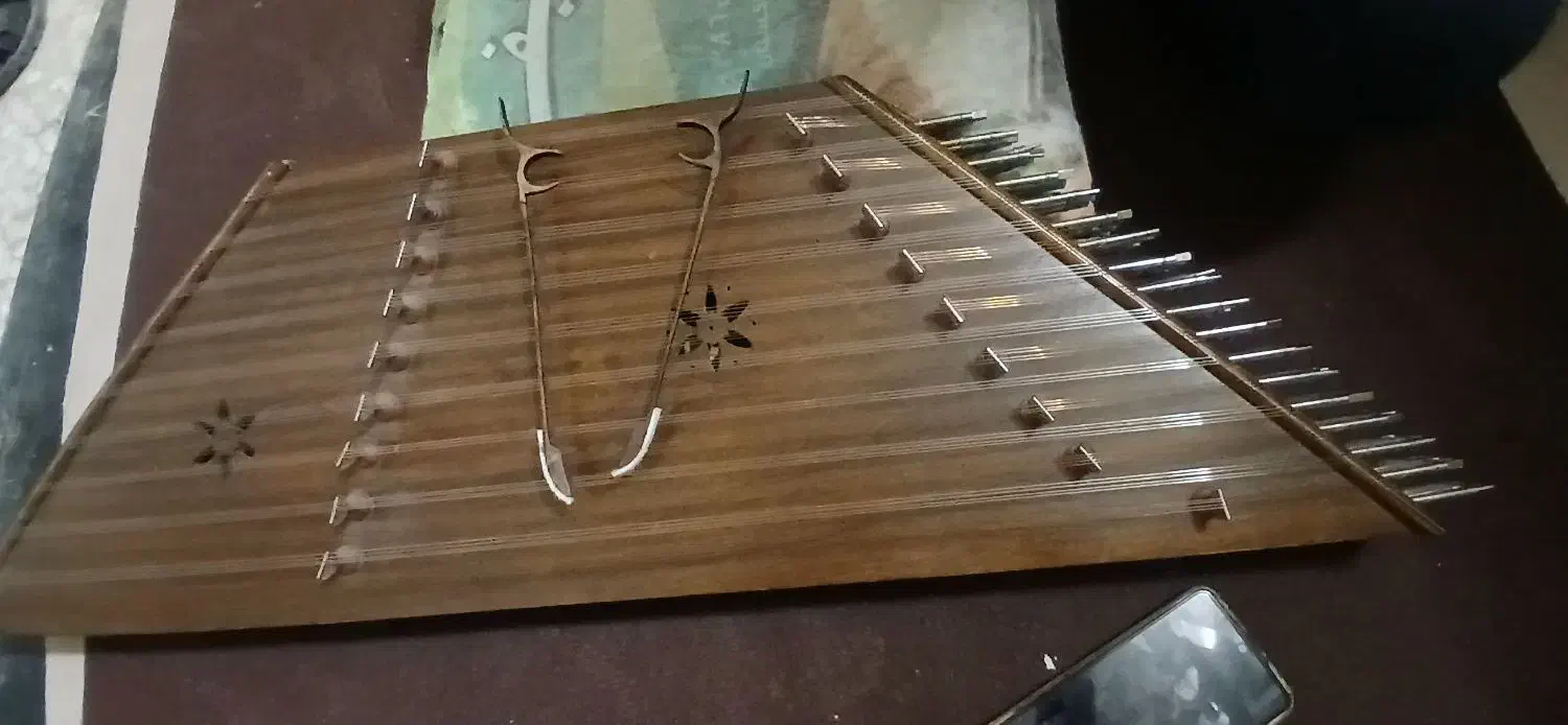 سنتور|سازهای سنتی|زنجان, |دیوار