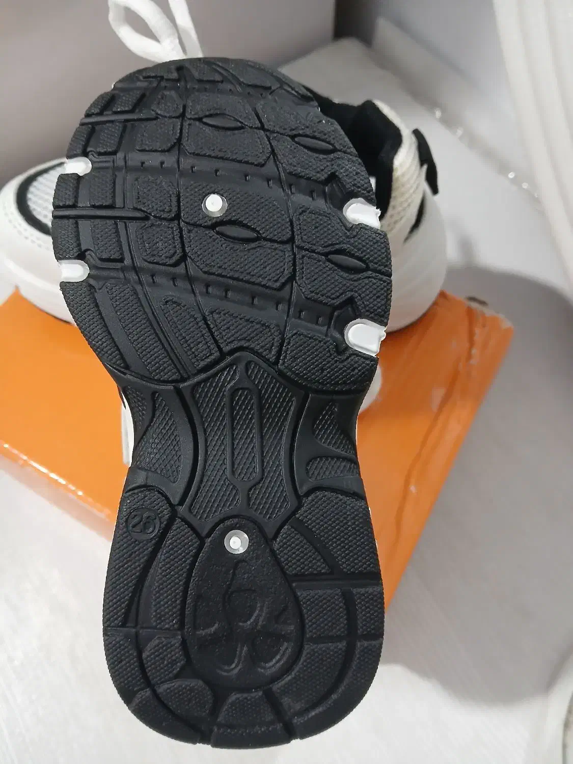 کتونی بچگانه تنفسی|کفش و لباس بچه|ری, سیزده آبان|دیوار