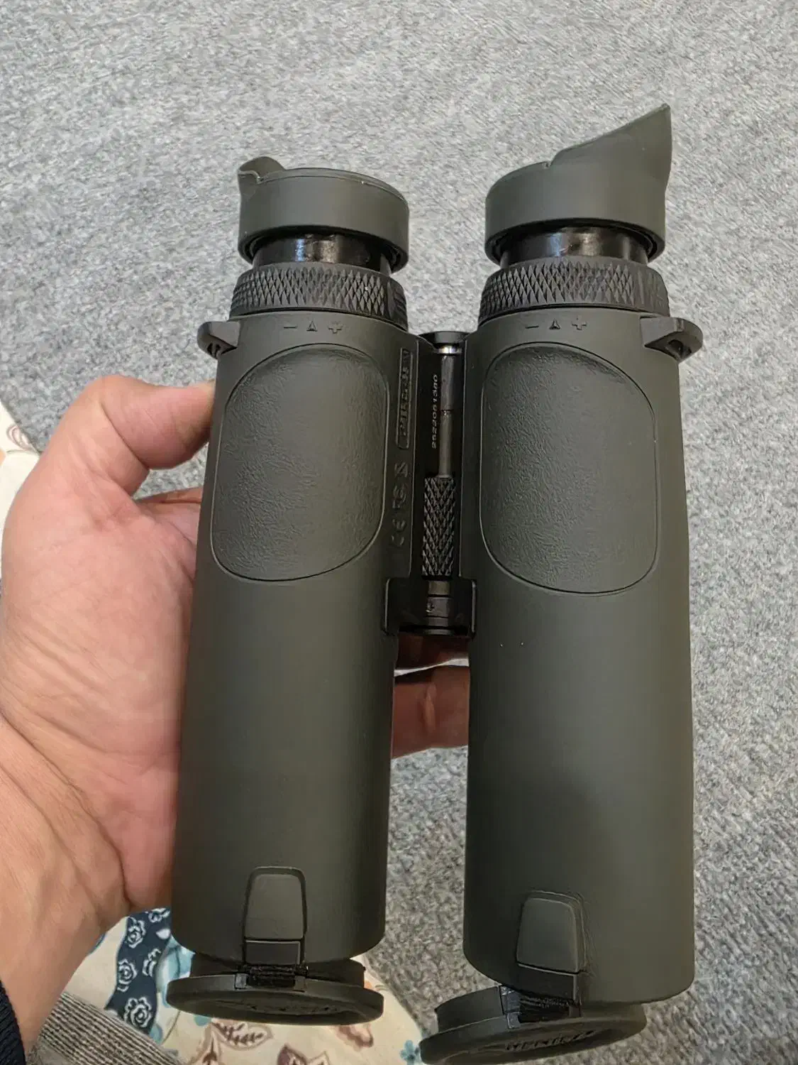 دوربین شکاری اشتاینر10*42رنجرLRF|کوهنوردی و کمپینگ|باغ بهادران, |دیوار