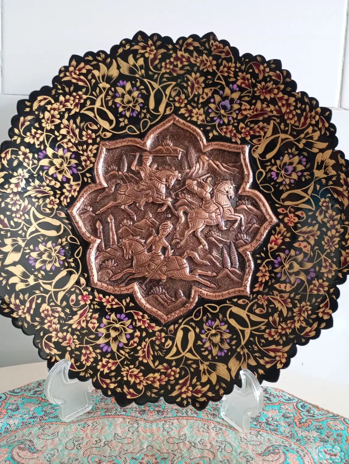 بشقاب های مسی قلم زنی|صنایع دستی و سایر لوازم تزئینی|جاجرود, |دیوار