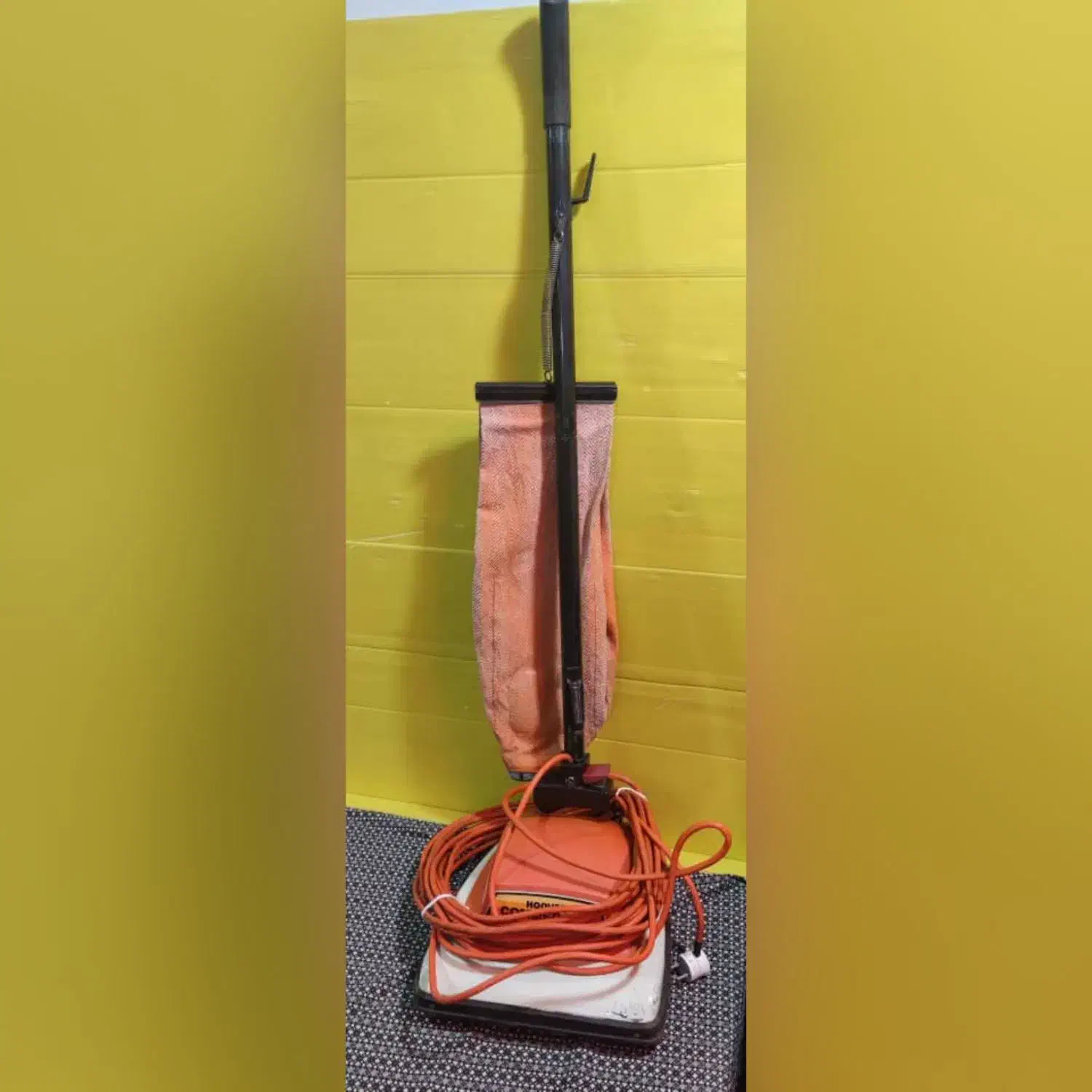 جاروبرقی آمریکایی 88ساله عتیقه کلکسیونی سالم تمیز|کلکسیون اشیاء عتیقه|تهران, شهرک غرب|دیوار