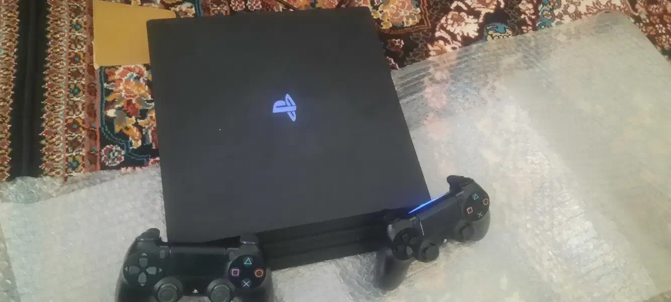 پلی استیشن 4 پرو ۱ ترا دو دسته اصلی فول گیم|کنسول، بازی ویدئویی و آنلاین|سنندج, |دیوار