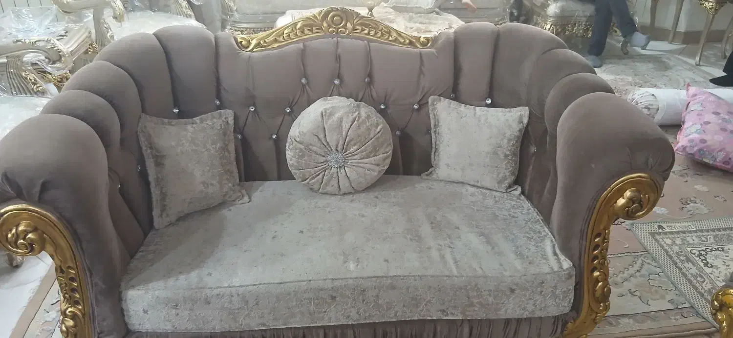 مبلمان ۷ نفره|مبلمان خانگی و میز عسلی|هشتگرد, شهرک بعثت|دیوار