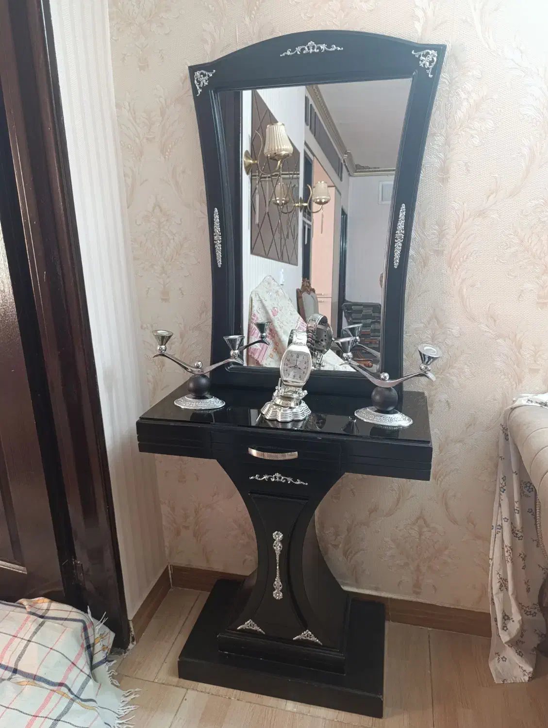 اینه وشمعدان|آینه|قزوین, |دیوار