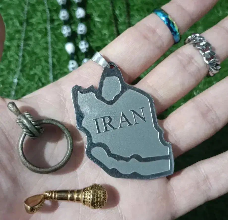 دستبند و گردنبند زیر قیمت|بدلیجات|بندر انزلی, پرستار|دیوار