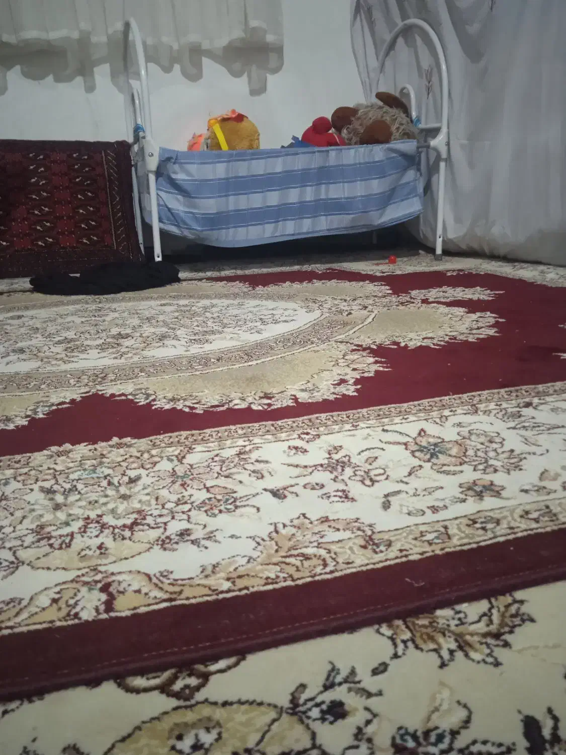 گهواره وکریر و رورویک بچه|تخت و صندلی بچه|تویسرکان, |دیوار